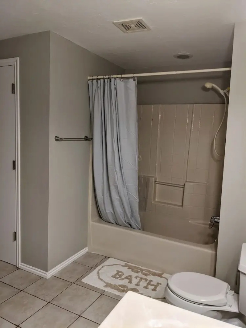 Private Apartment Suite Near World-class Skiing