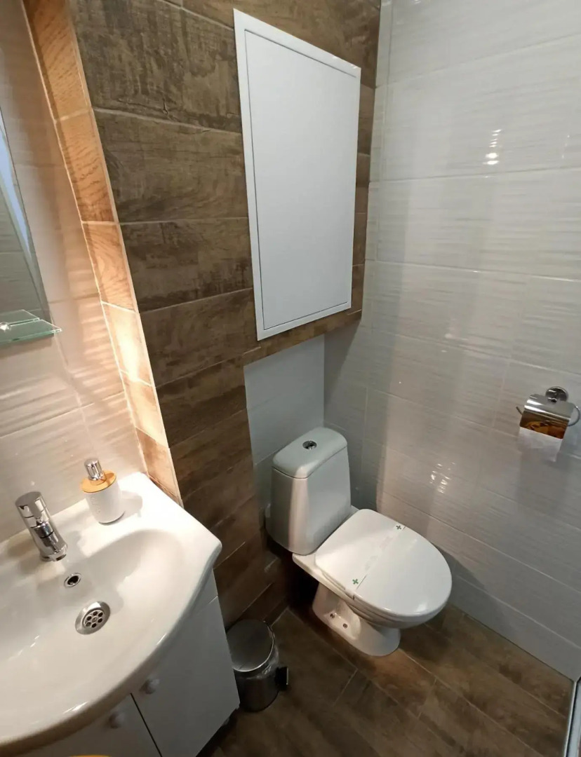 Top Center Nice View Studio