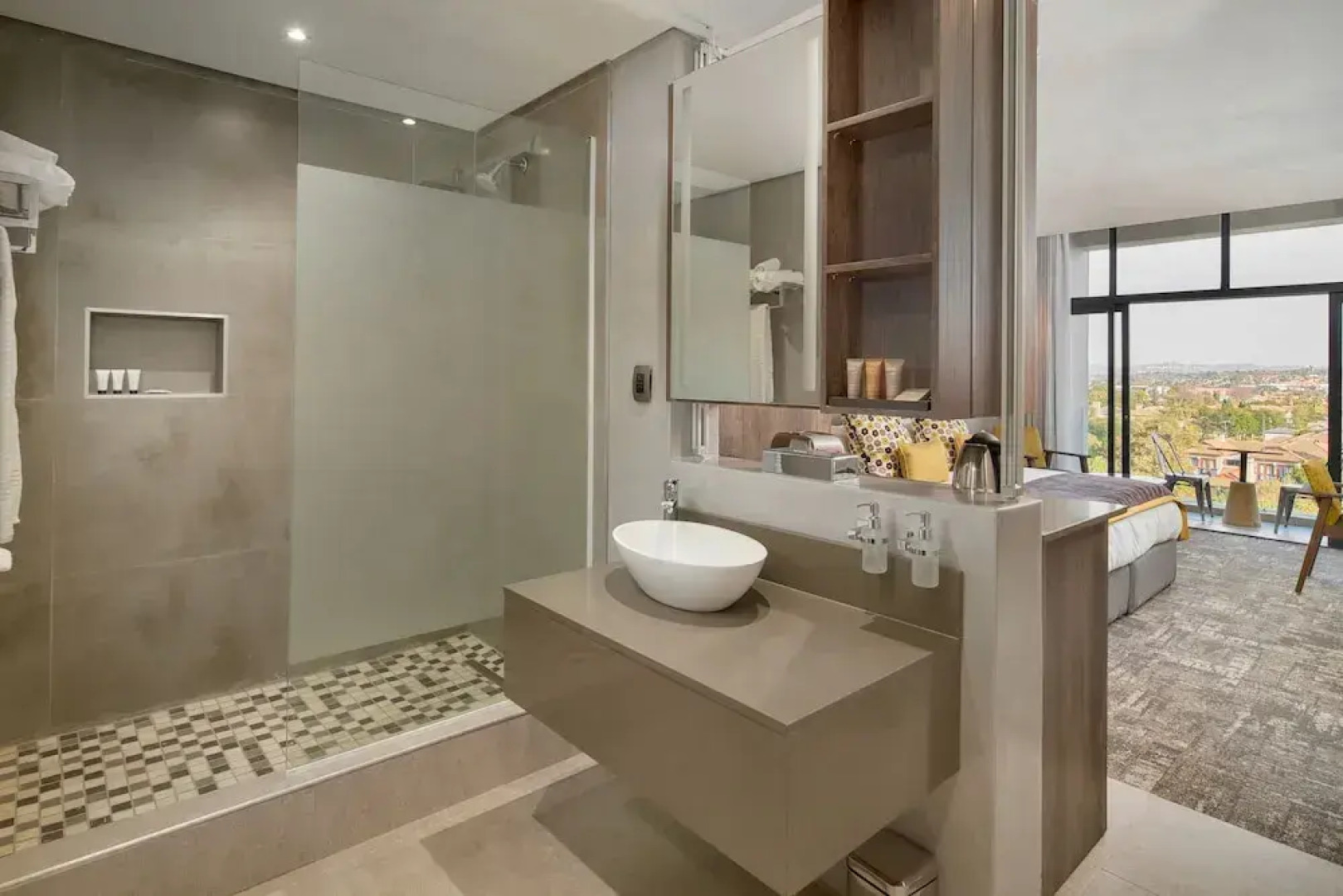 Blueberry Hill Hotel