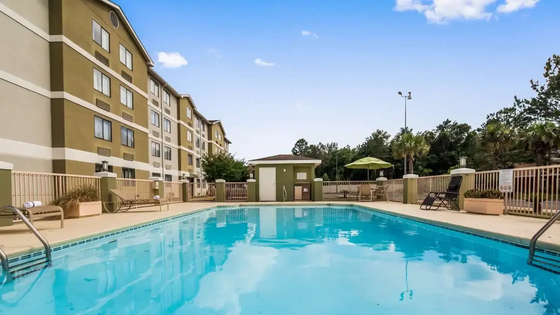 Spark by Hilton Biloxi Ocean Springs