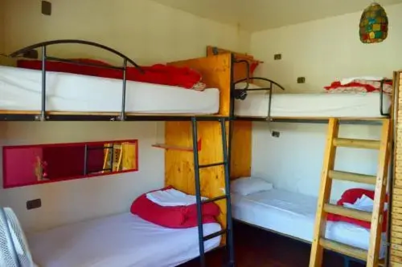 Princesa Insolente Hostel