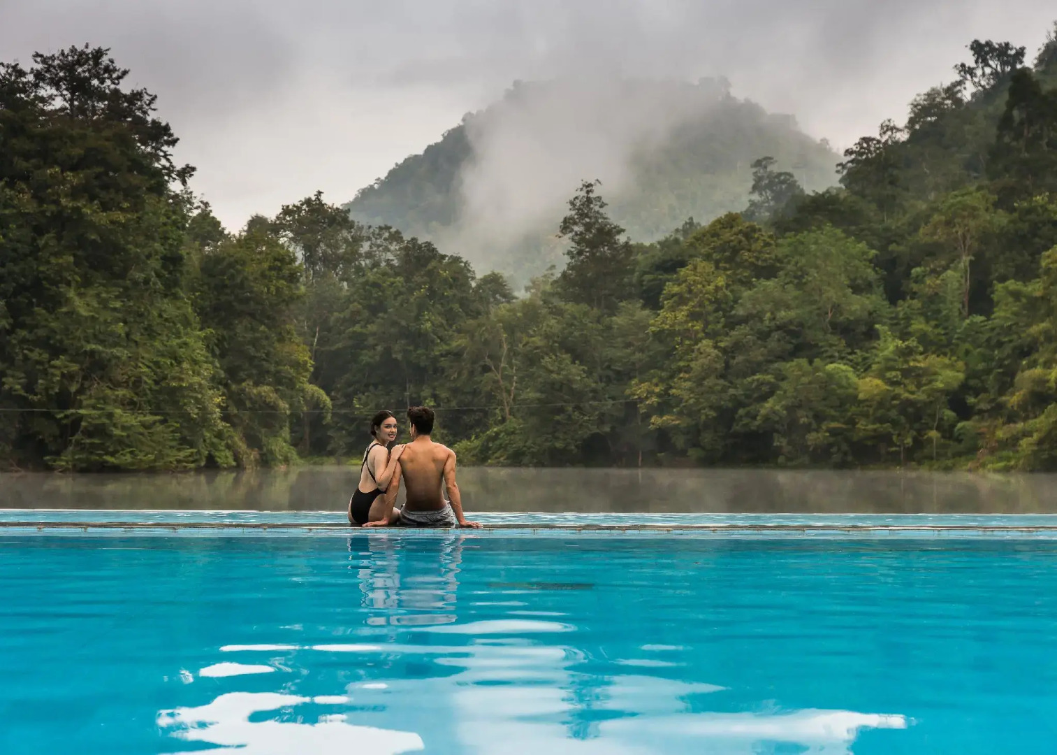Home Phutoey River Kwai Hotspring & Nature Resort