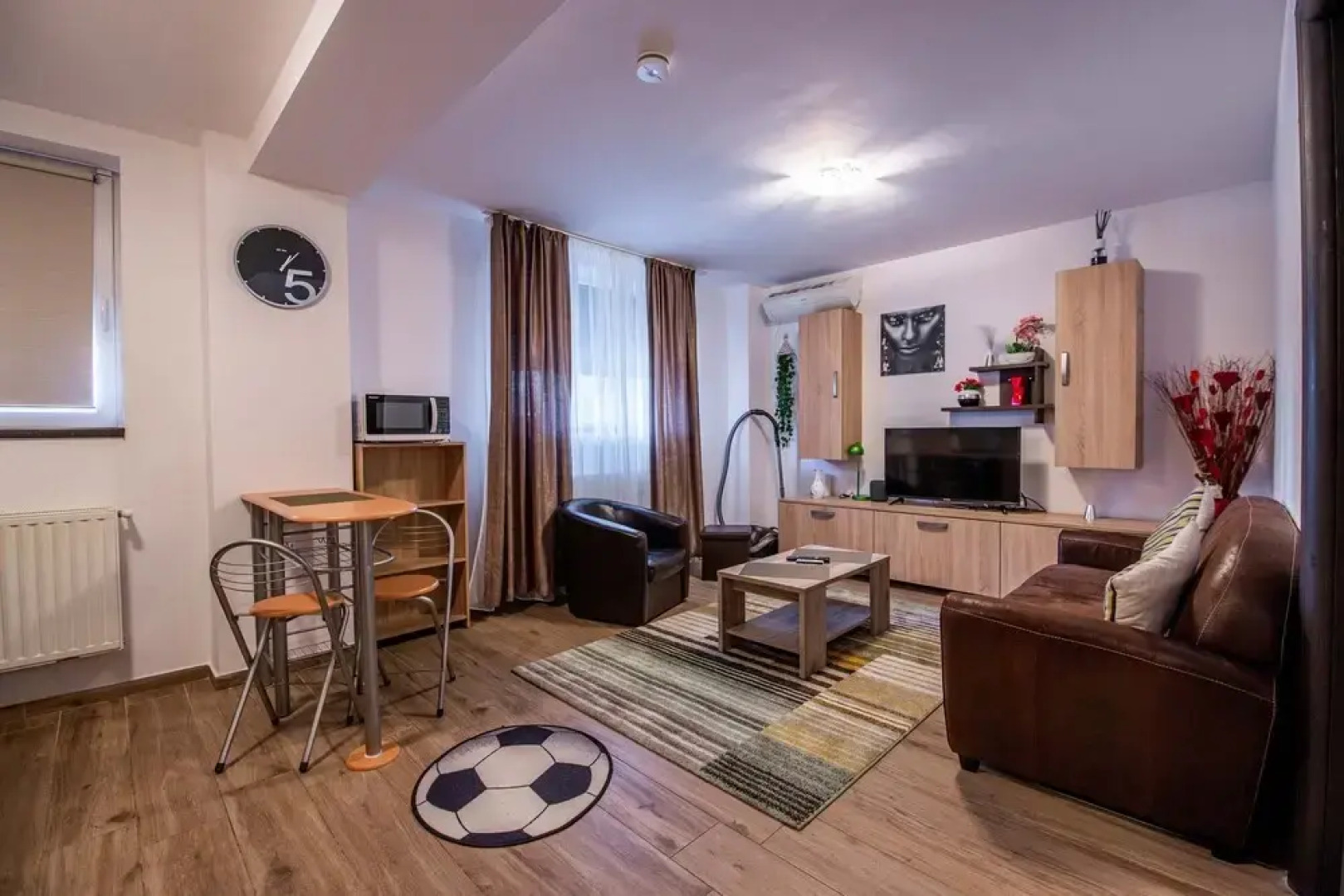 Two Room Apartment Militari Residence M8