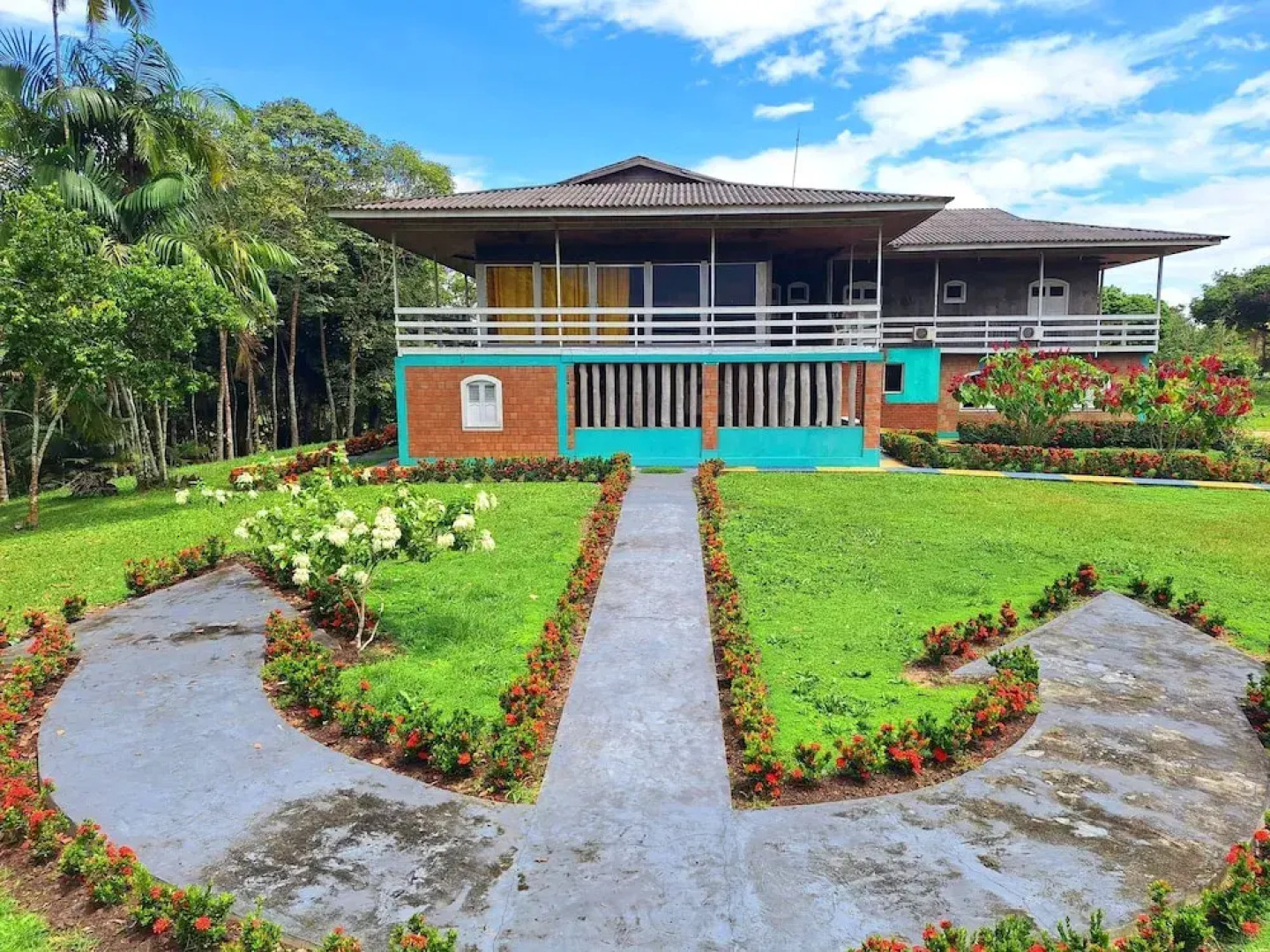 Amazon Paradise Lodge