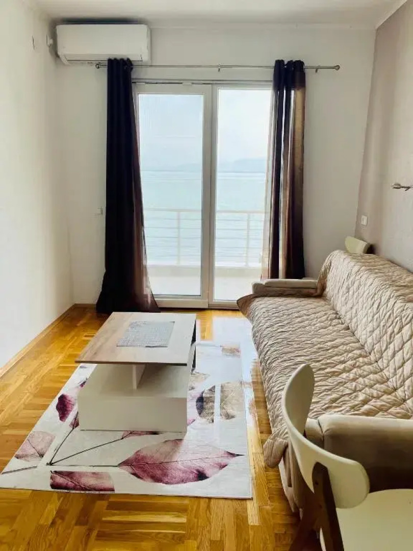 Sunrise Apartments and Studios