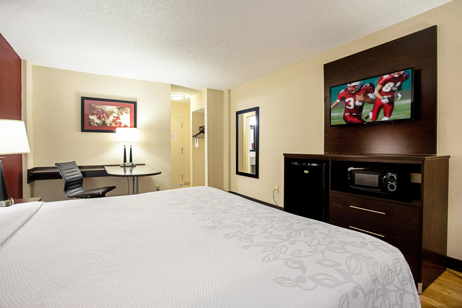 Red Roof Inn PLUS+ Wichita East