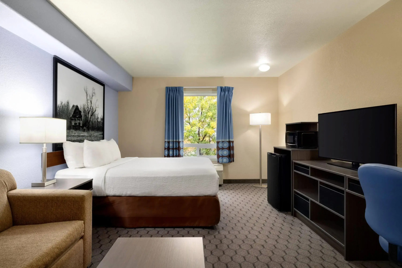 Super 8 by Wyndham Swan River MB
