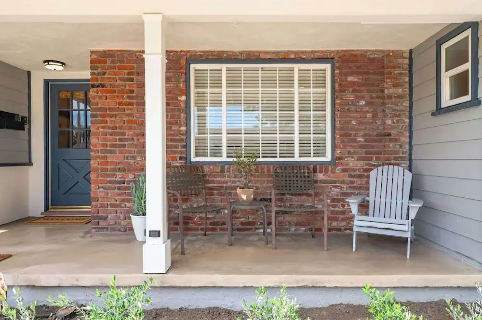 Modern Serenity Near LA Tranquil 3BR Stay