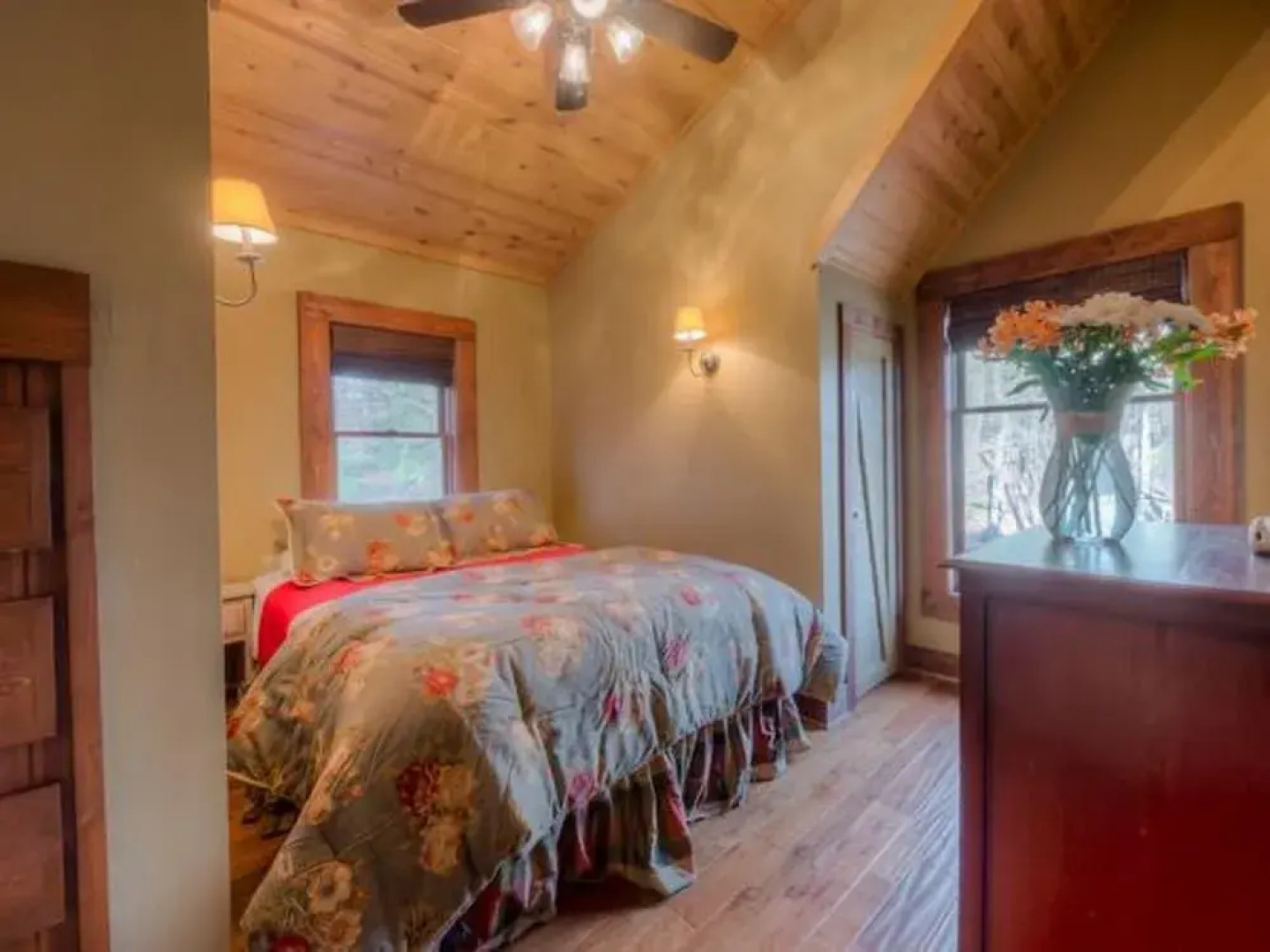 Chestnut Lodge by Escape to Blue Ridge