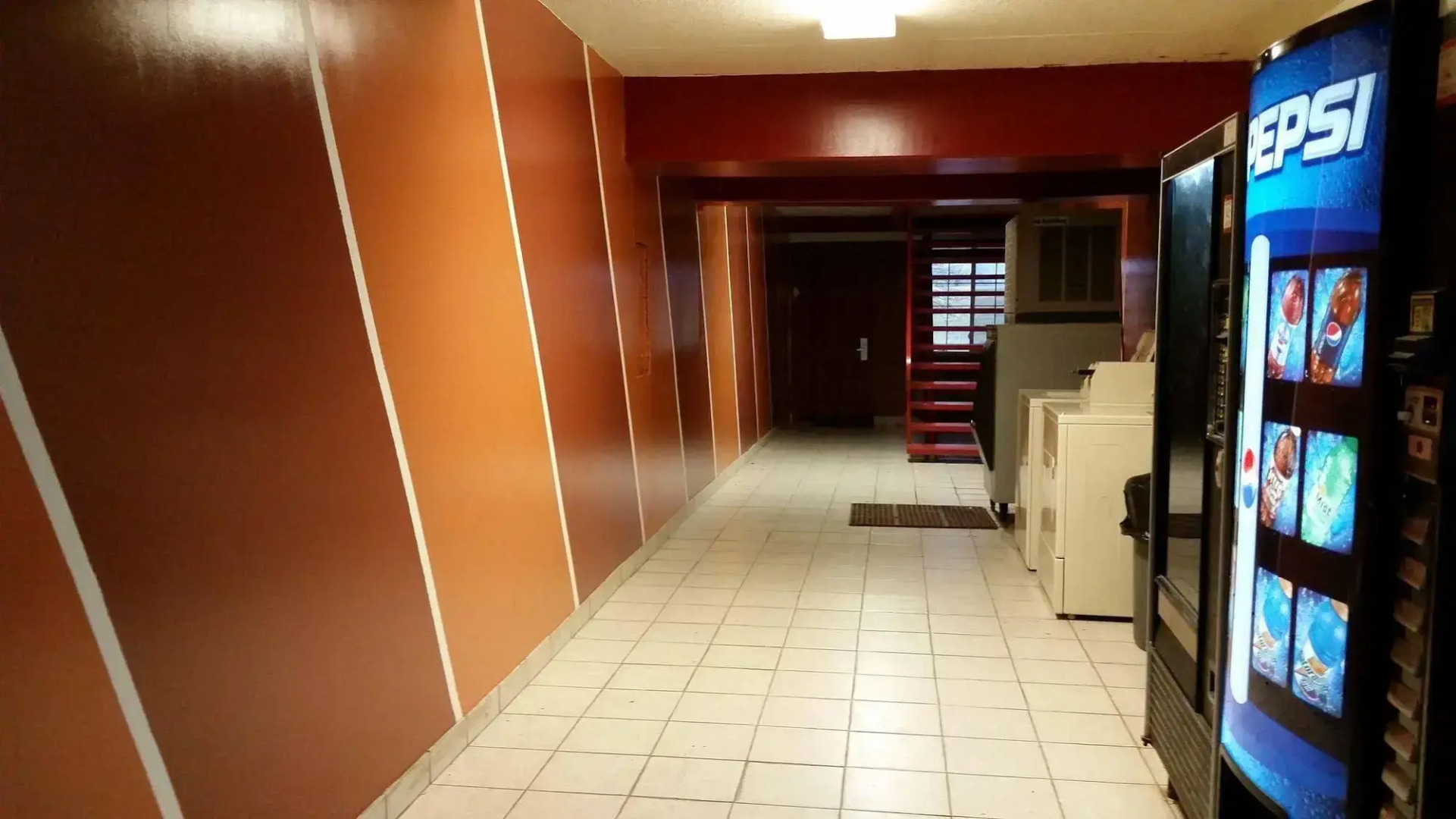 Red Carpet Inn & Suites