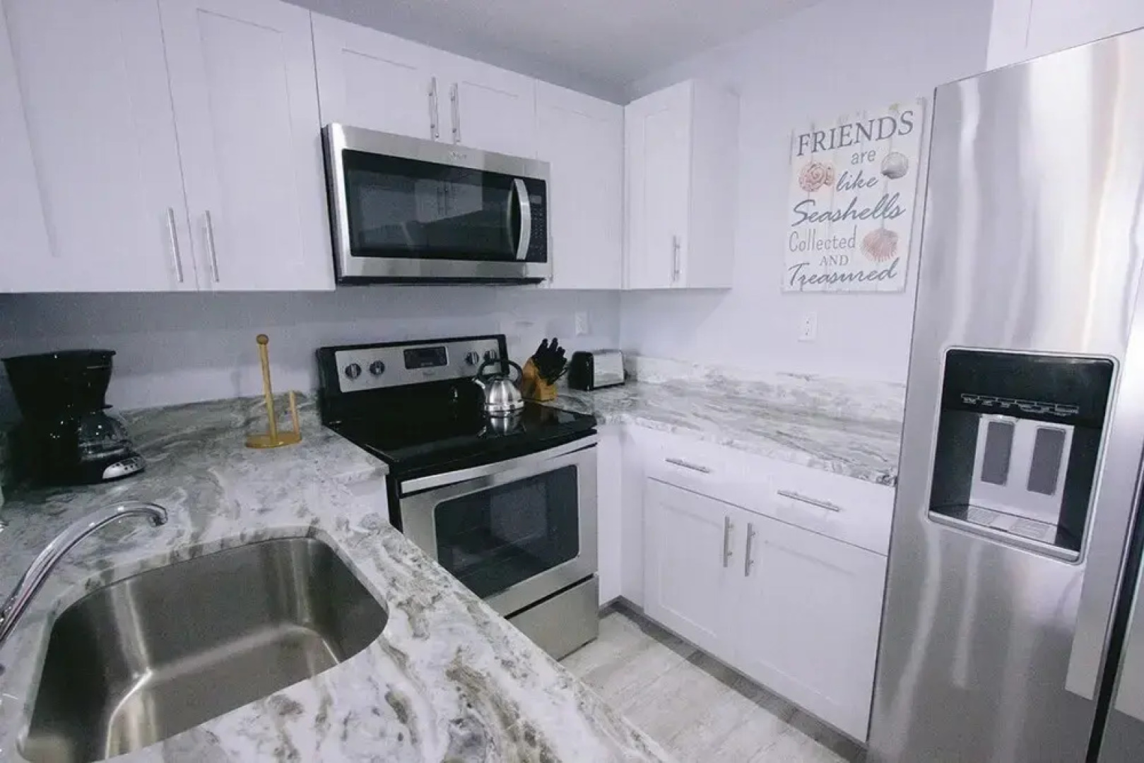 Vistalmar King Deluxe - One Bedroom Apartment