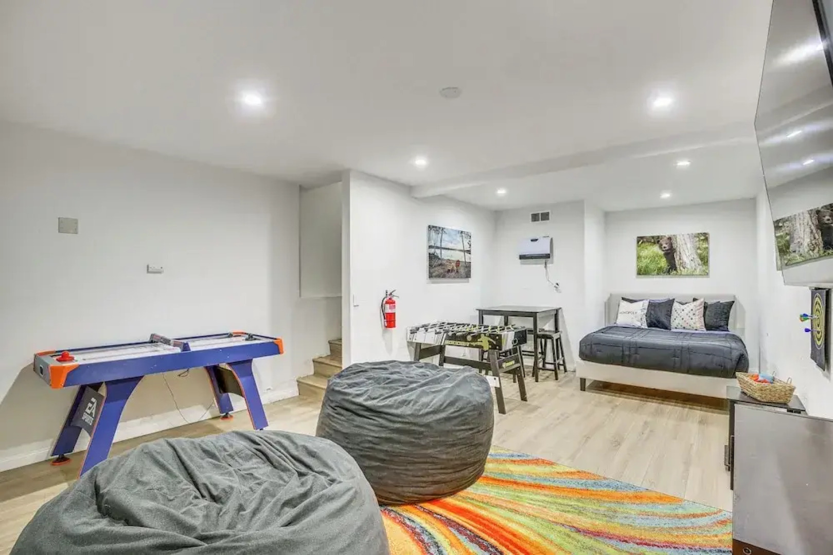 3 Decks, Game Room + Views: Lake Arrowhead Home!