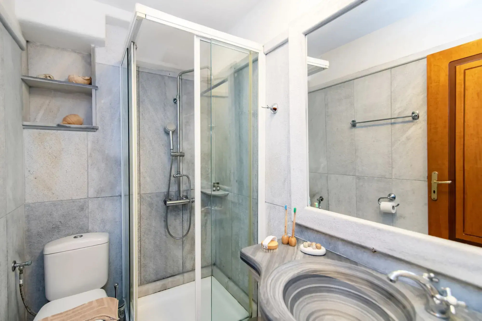 Vincenzo Family Hotel