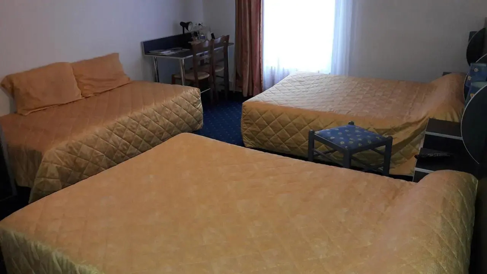 Logis hôtel de la Barque