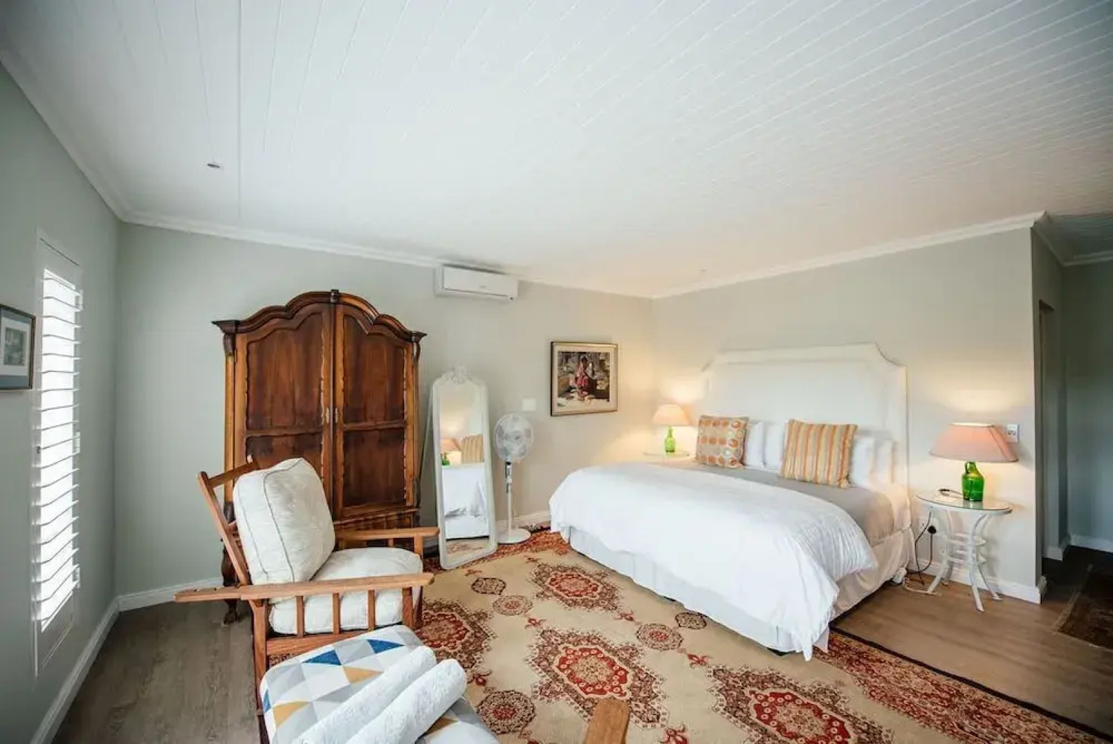 Vineyard Views Country House