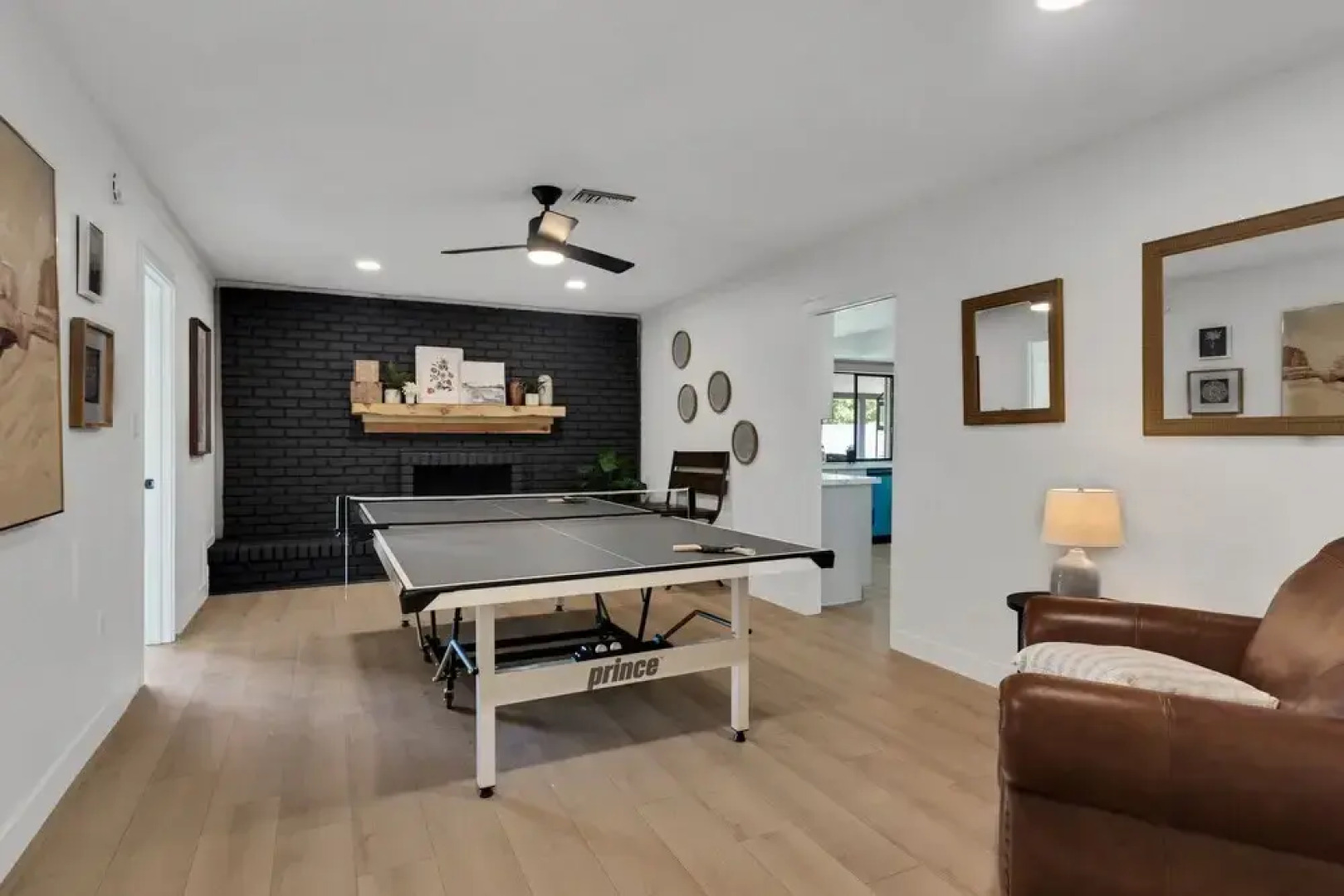 Fabulous Oasis On 59th 4 Bedroom Home by Redawning