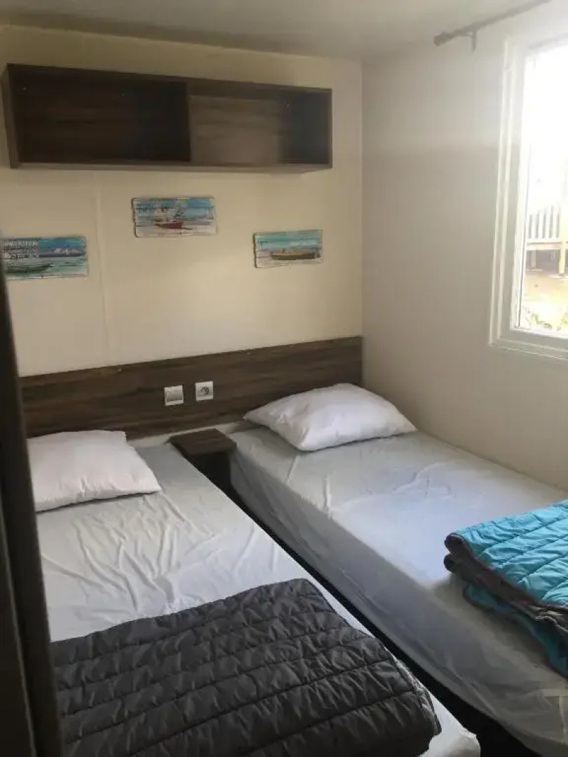 Mobil-Home 4-8 personnes Saint-Julien-En-Born