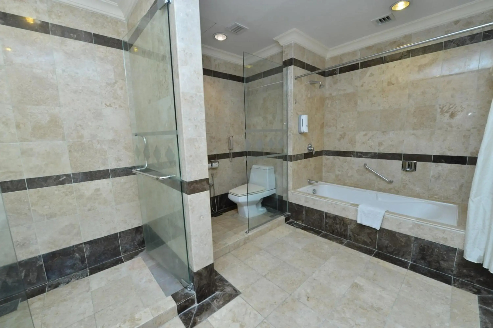 Emerald Puteri Hotel