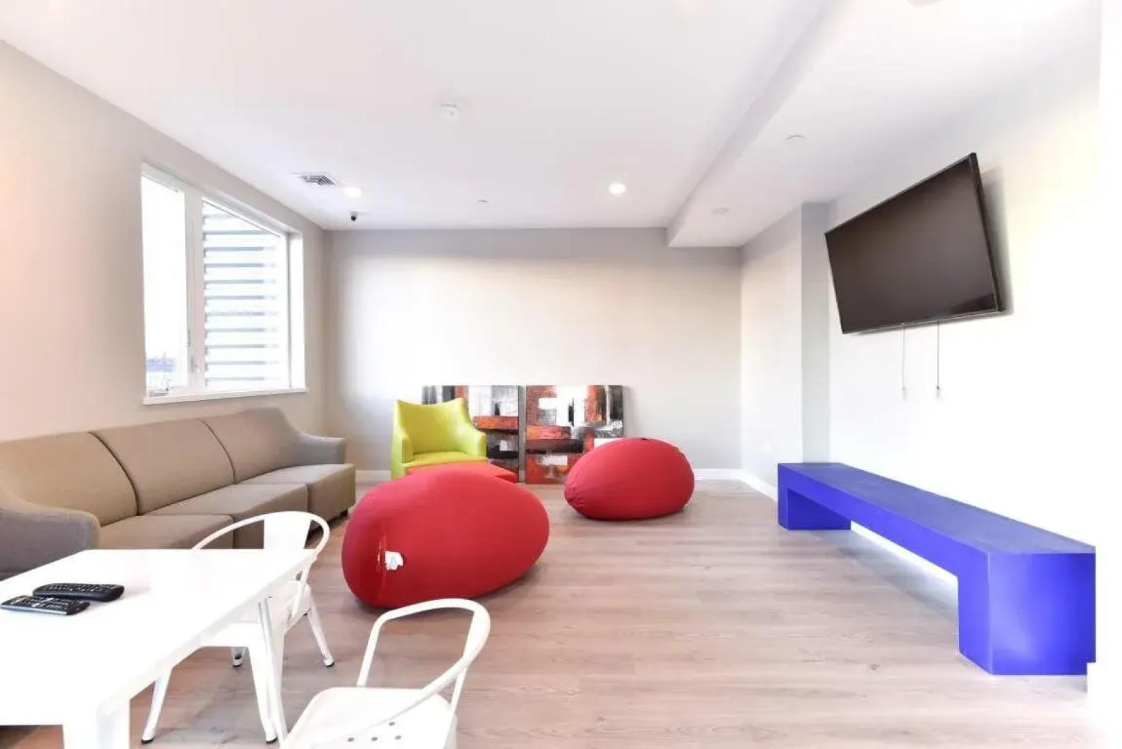 Global Luxury Suites at Longwood