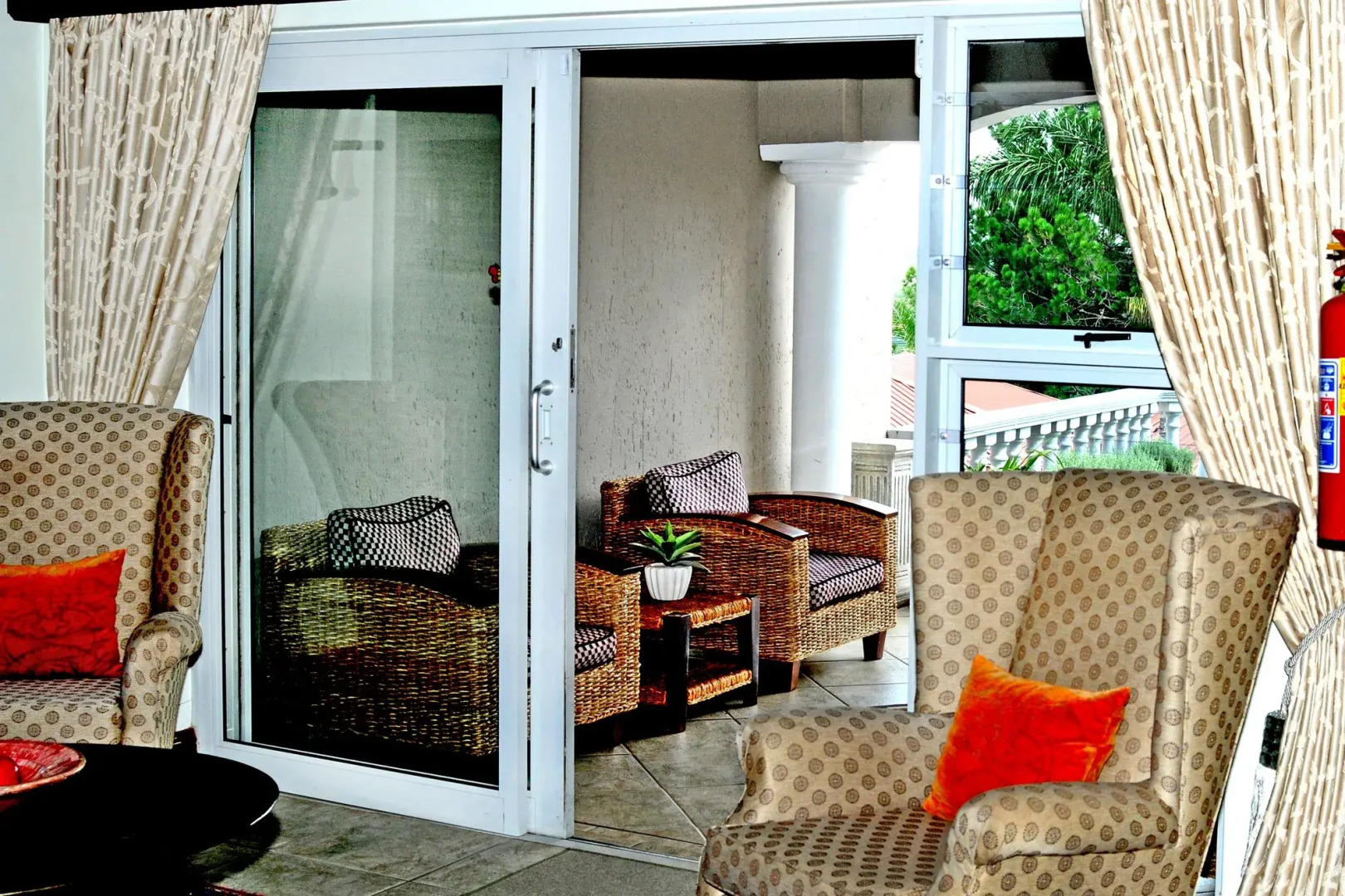 All Seasons Boutique Hotel