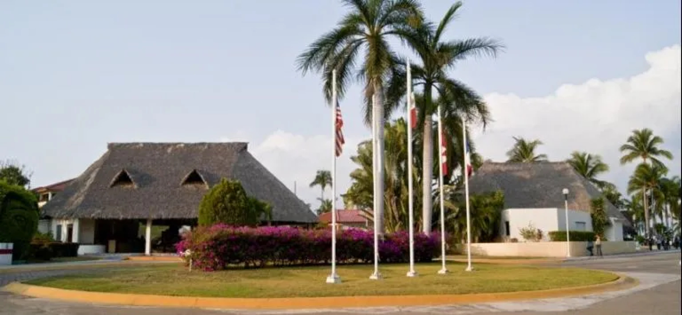 Qualton Club & Spa Puerto Vallarta