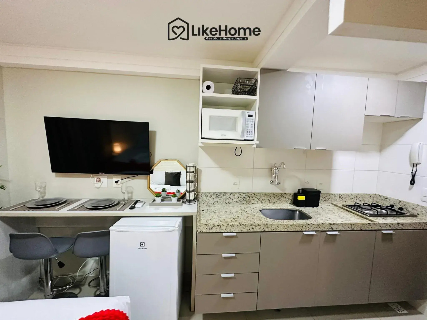 Mar Bello Plaza com TV 50p e Netflix