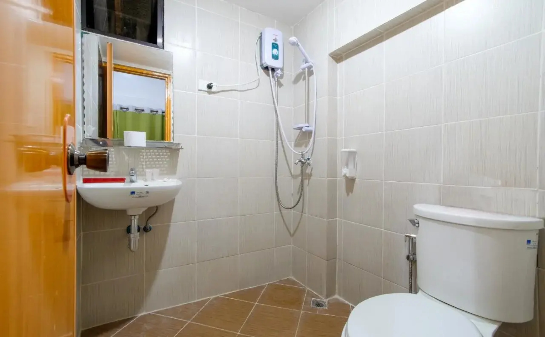 ZEN Rooms Time Travelers Makati