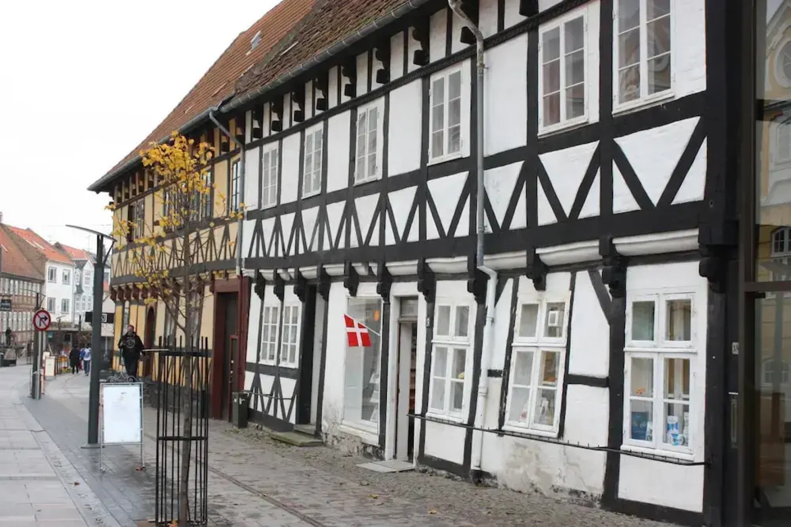 Holmehuset Bed & Breakfast - Gårdhotel