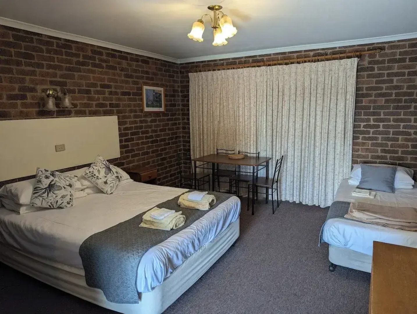 Barham Colonial Motel