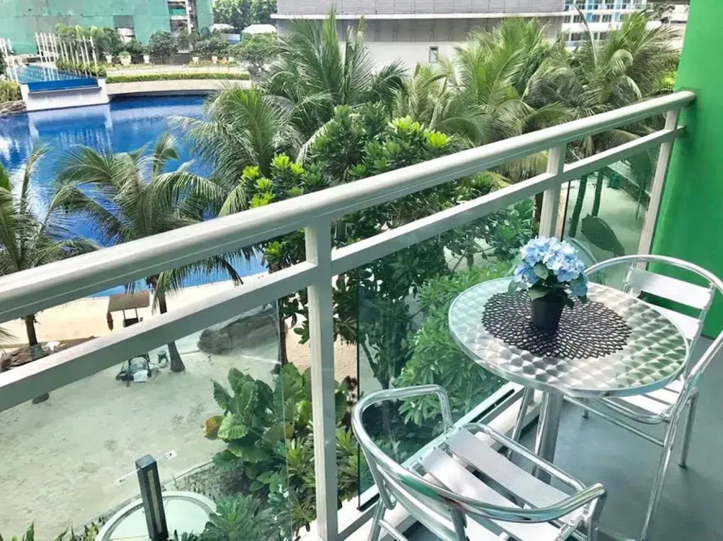 Positano Tower Azure Beach Resort