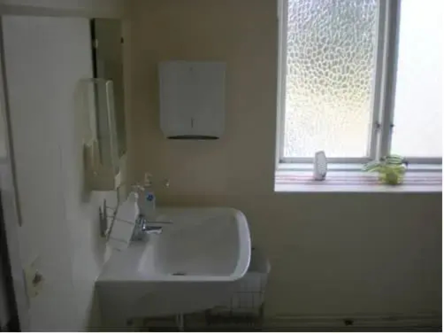 Kenroi Hostel Sveavägen 8