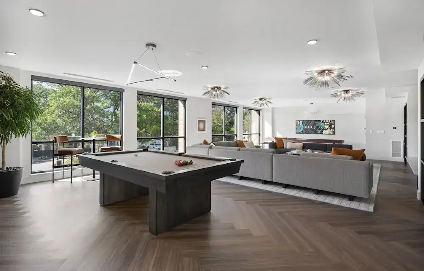 Luxury Apartments by Hyatus Boston Somerville