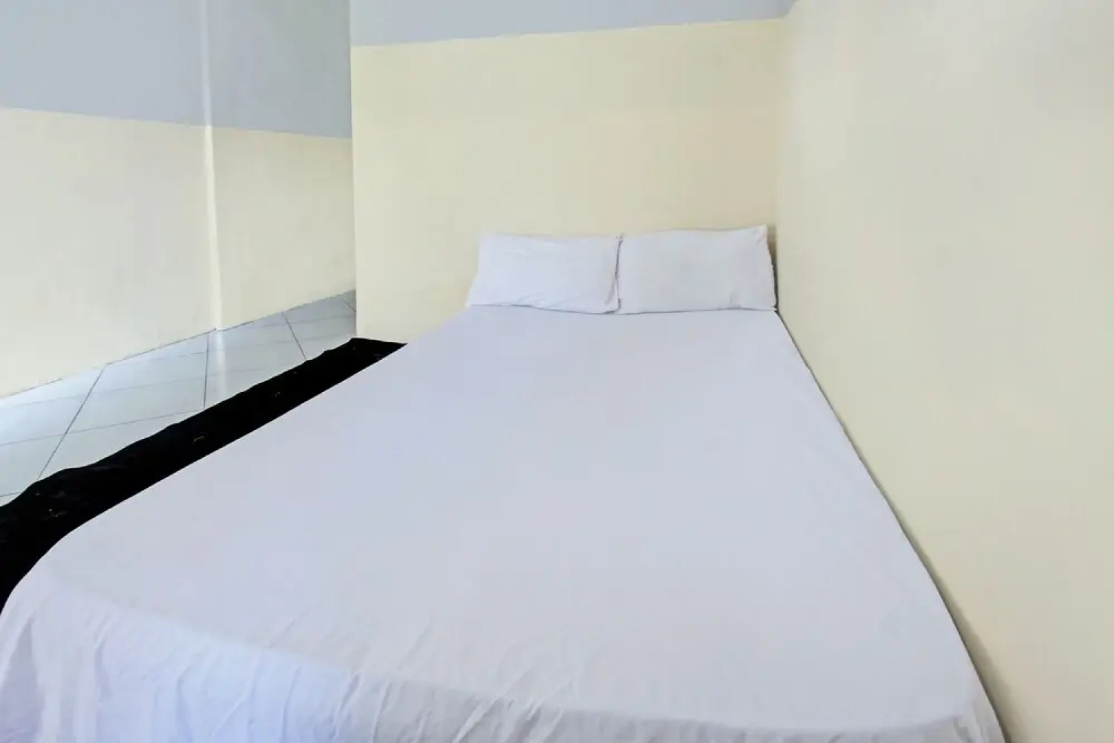 OYO Life 92853 Kost 999