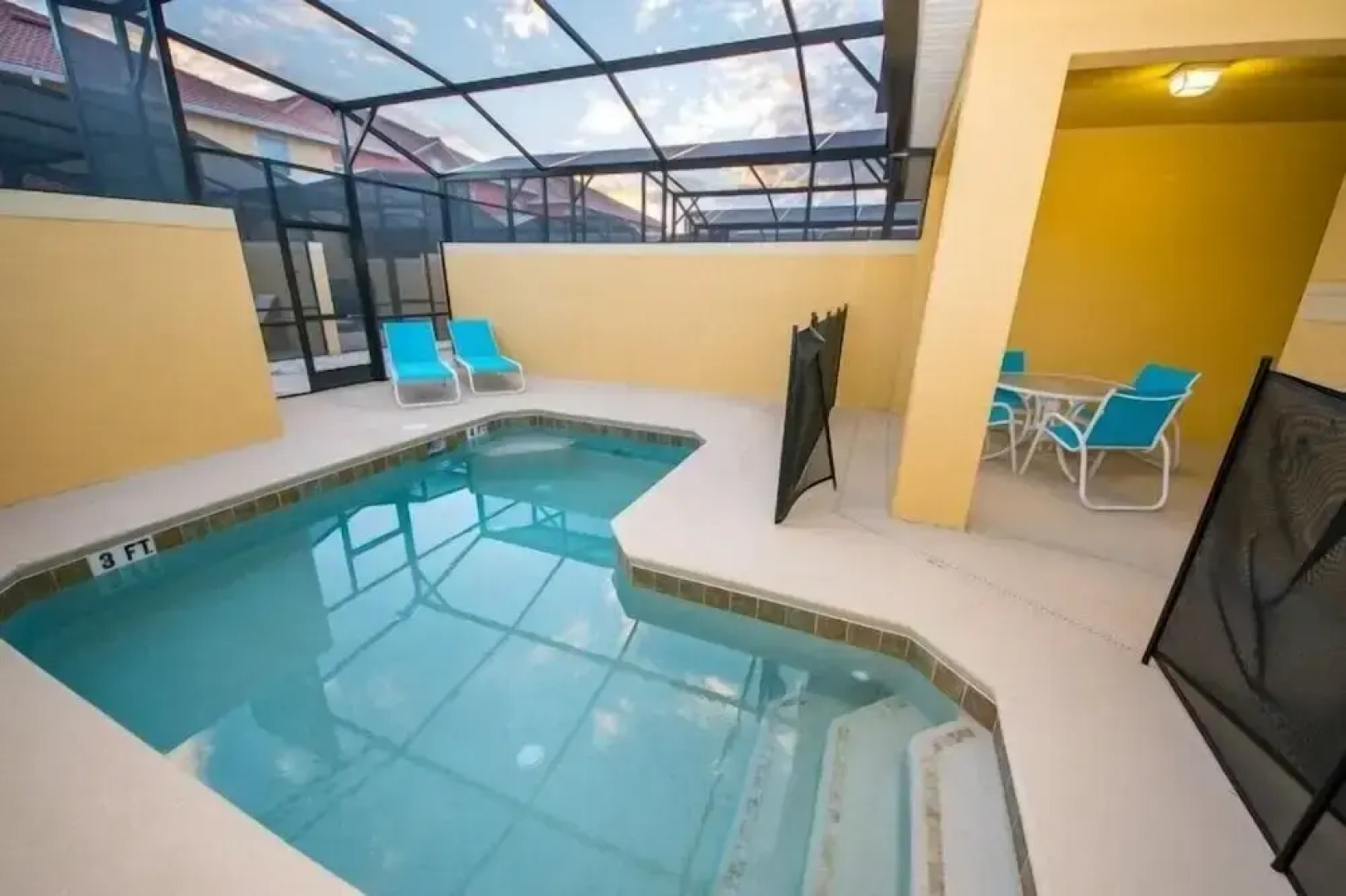 Paradise Palms by Home 2U