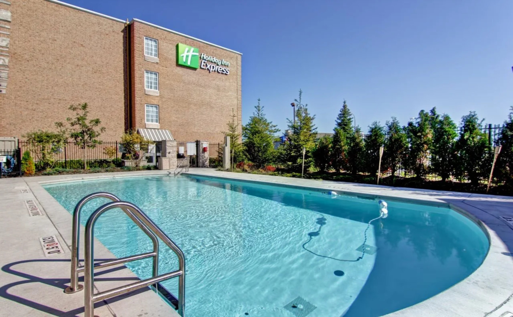 Holiday Inn Express Whitby by IHG