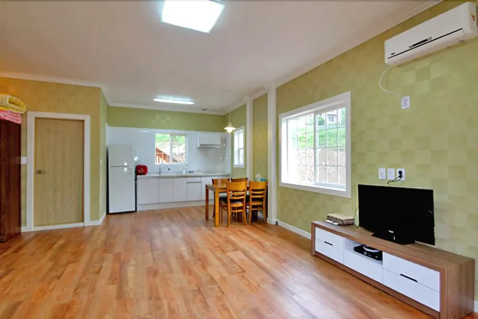 Yangyang Ciraemaeul Pension