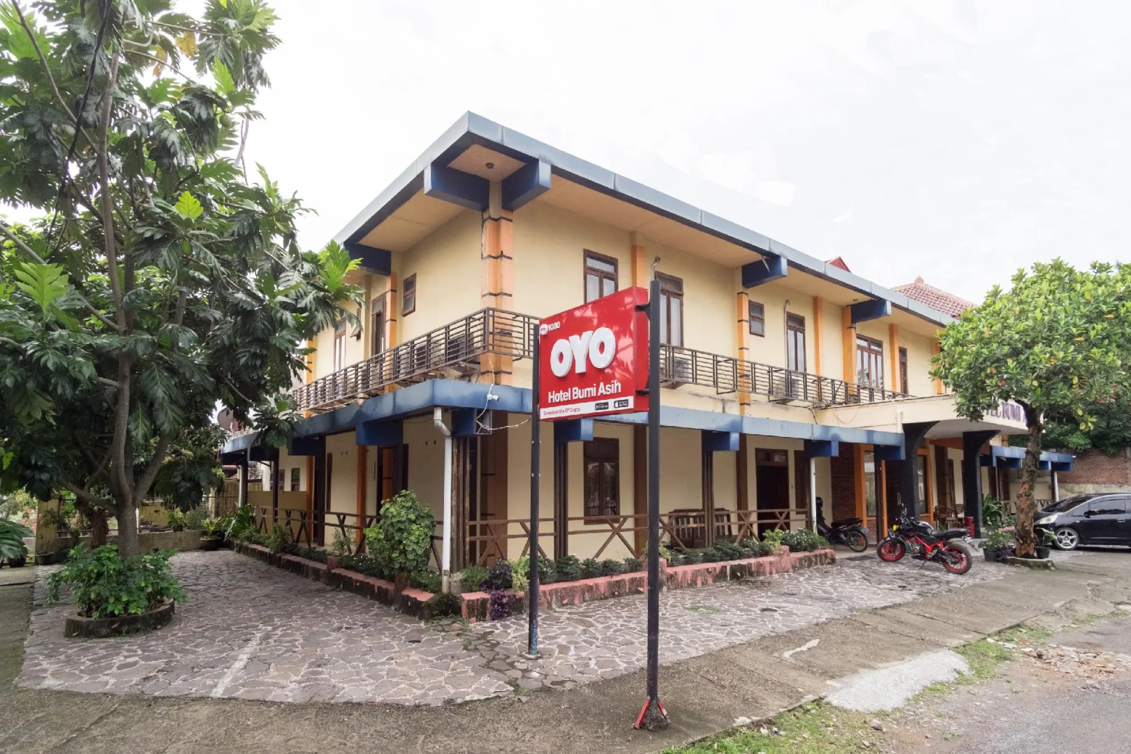 OYO 1030 Hotel Bumi Asih