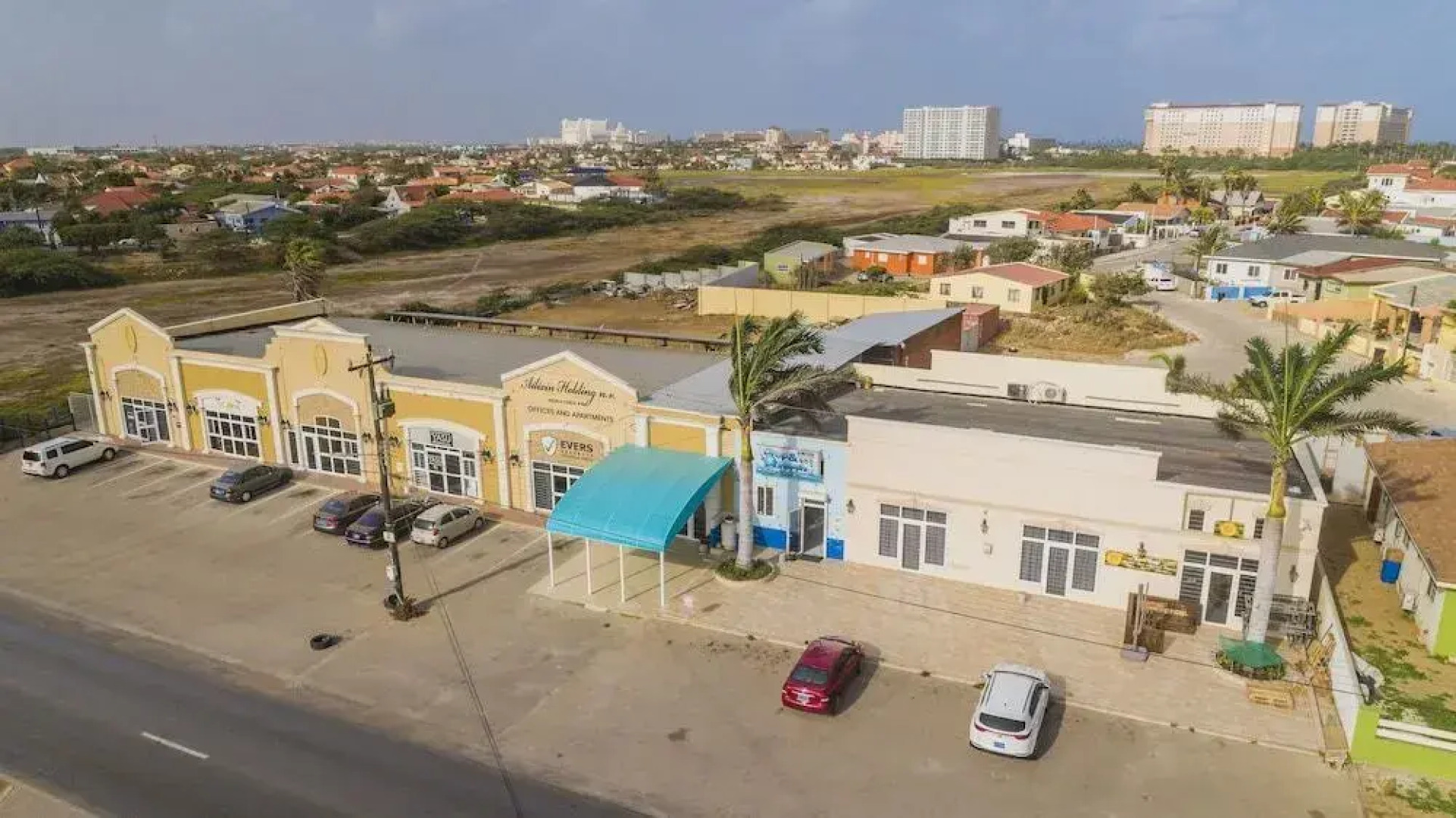 Salina Cerca Apartments