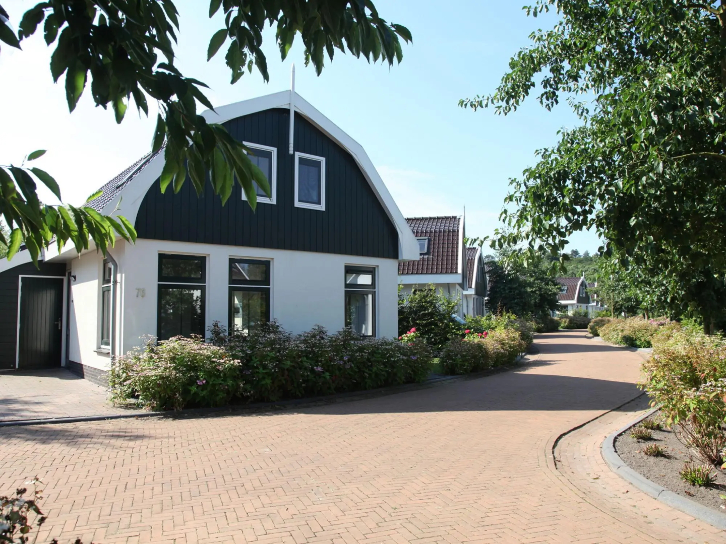 Radiant House Around Beach With Garden in Schoorl