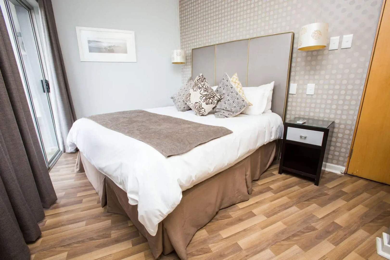 Genesis All-Suite Hotel