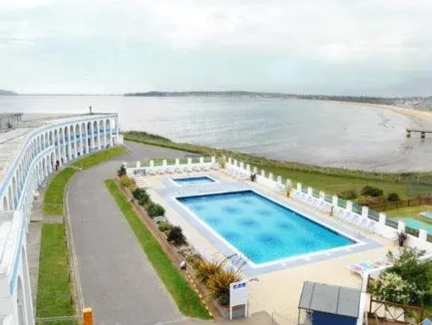 Riviera Hotel