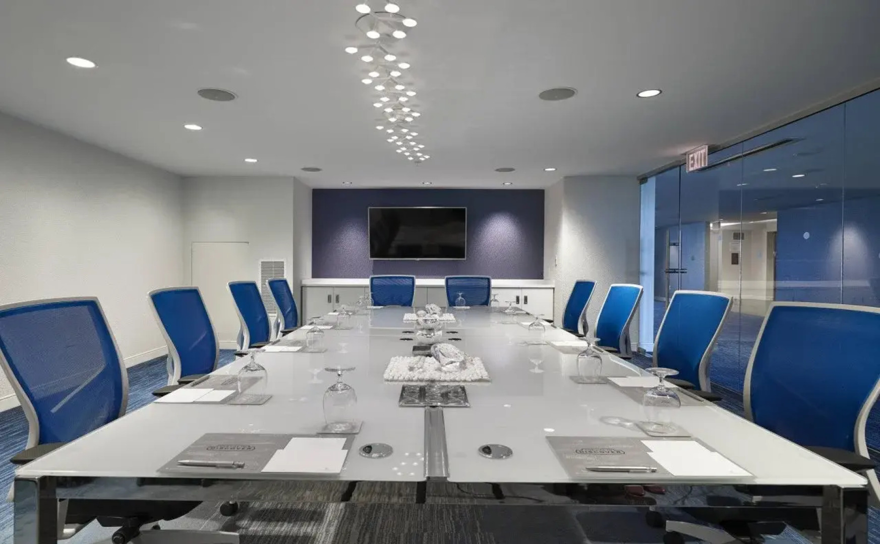 Renaissance Edmonton Airport Hotel