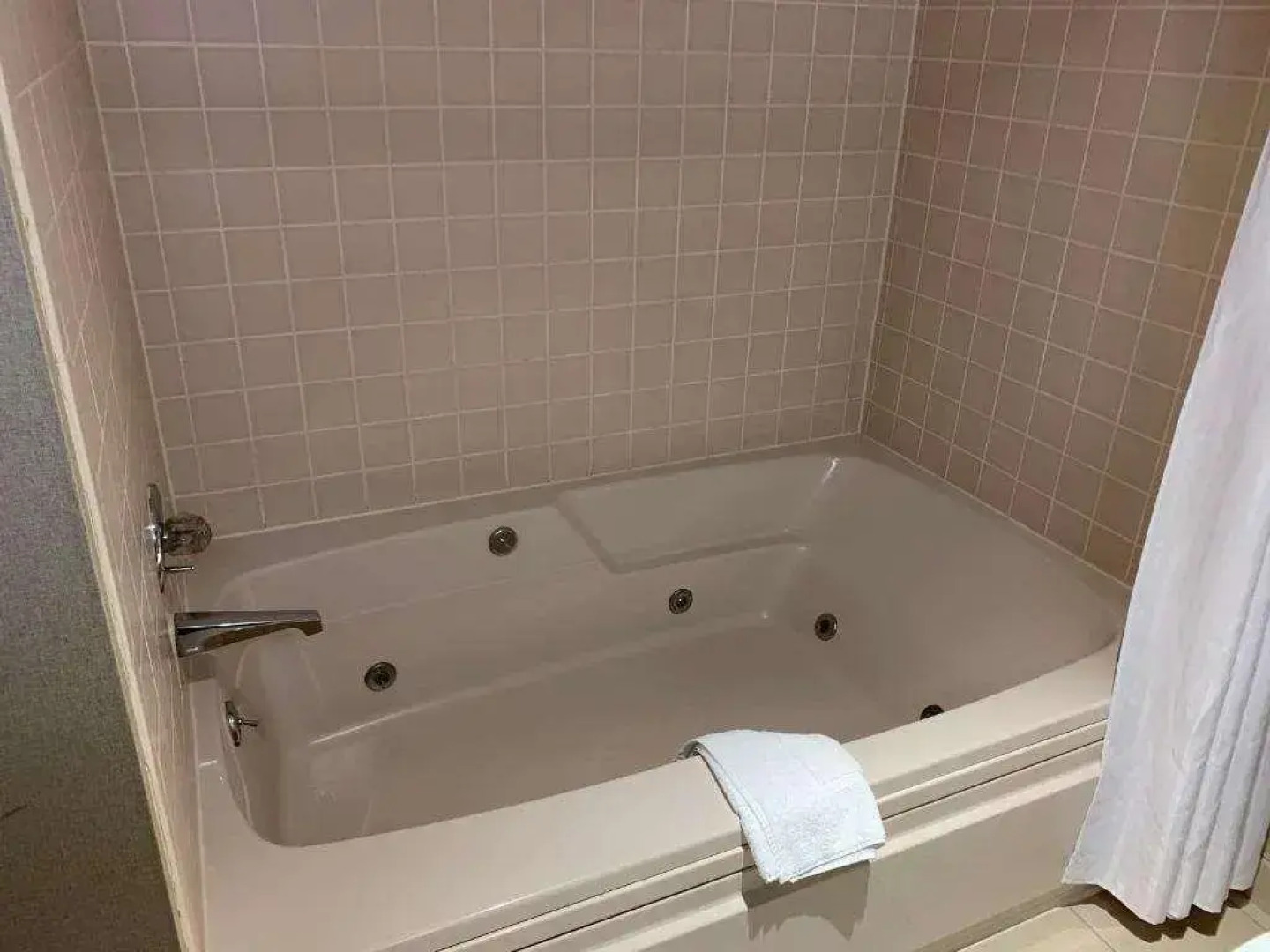 Radisson Hotel Detroit-Farmington Hills