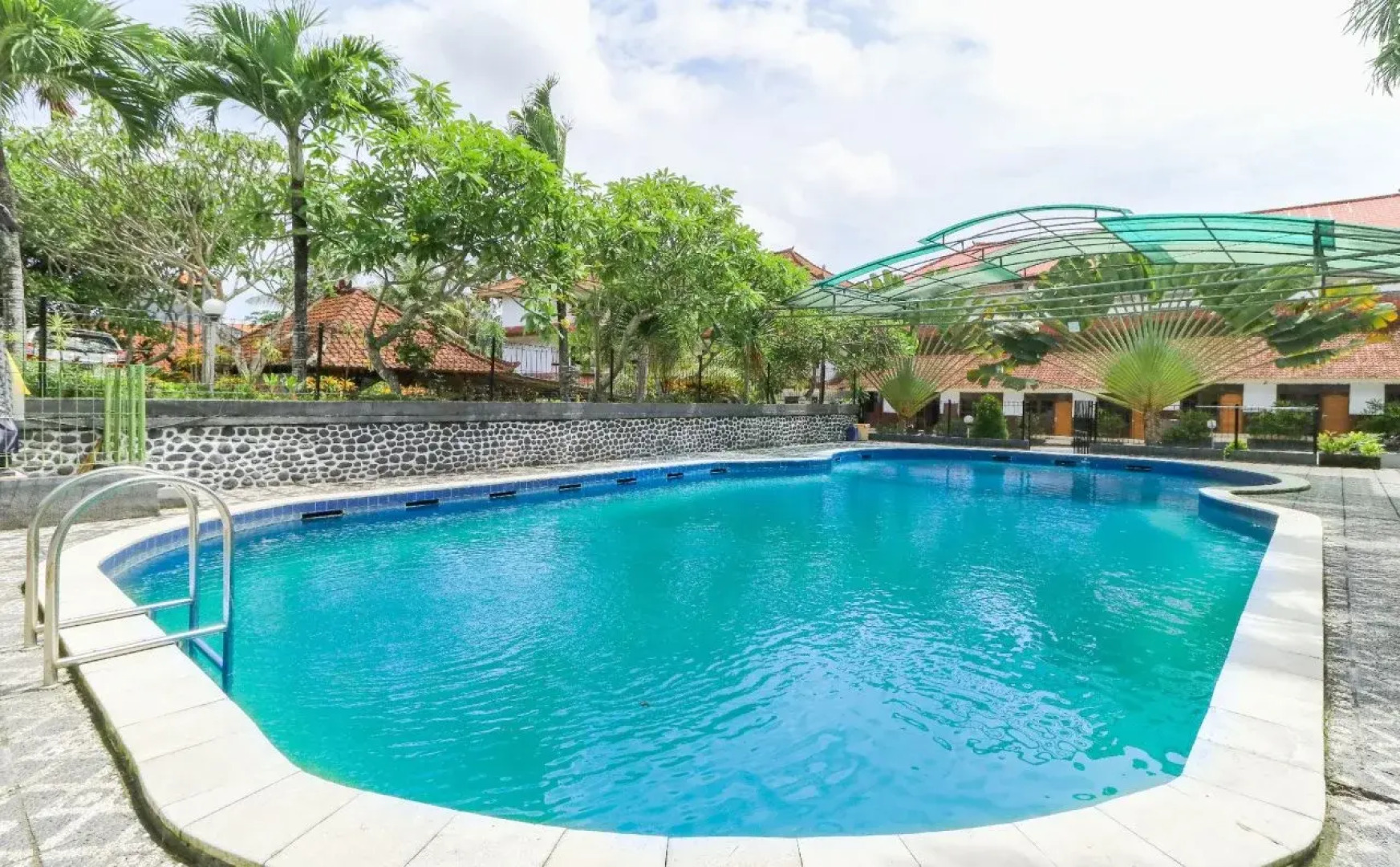 Nida Rooms Bali Bandung Sempidi Begonia at Hotel Made Bali