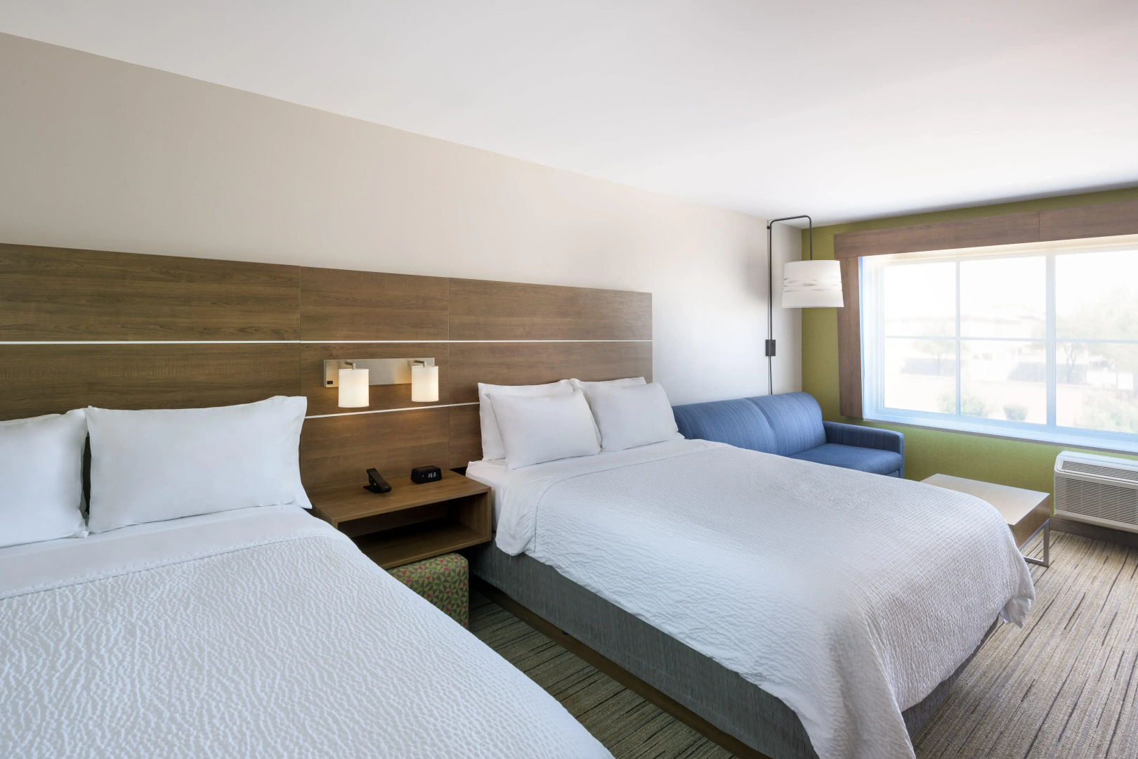 Holiday Inn Express & Suites Phoenix East - Gilbert by IHG