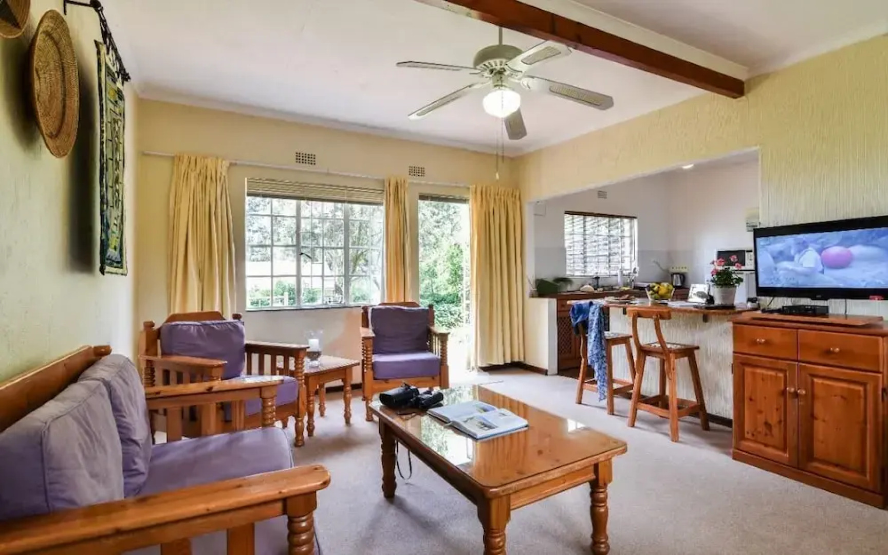 Lavender Tree Spacious Cottage for 2-3 People