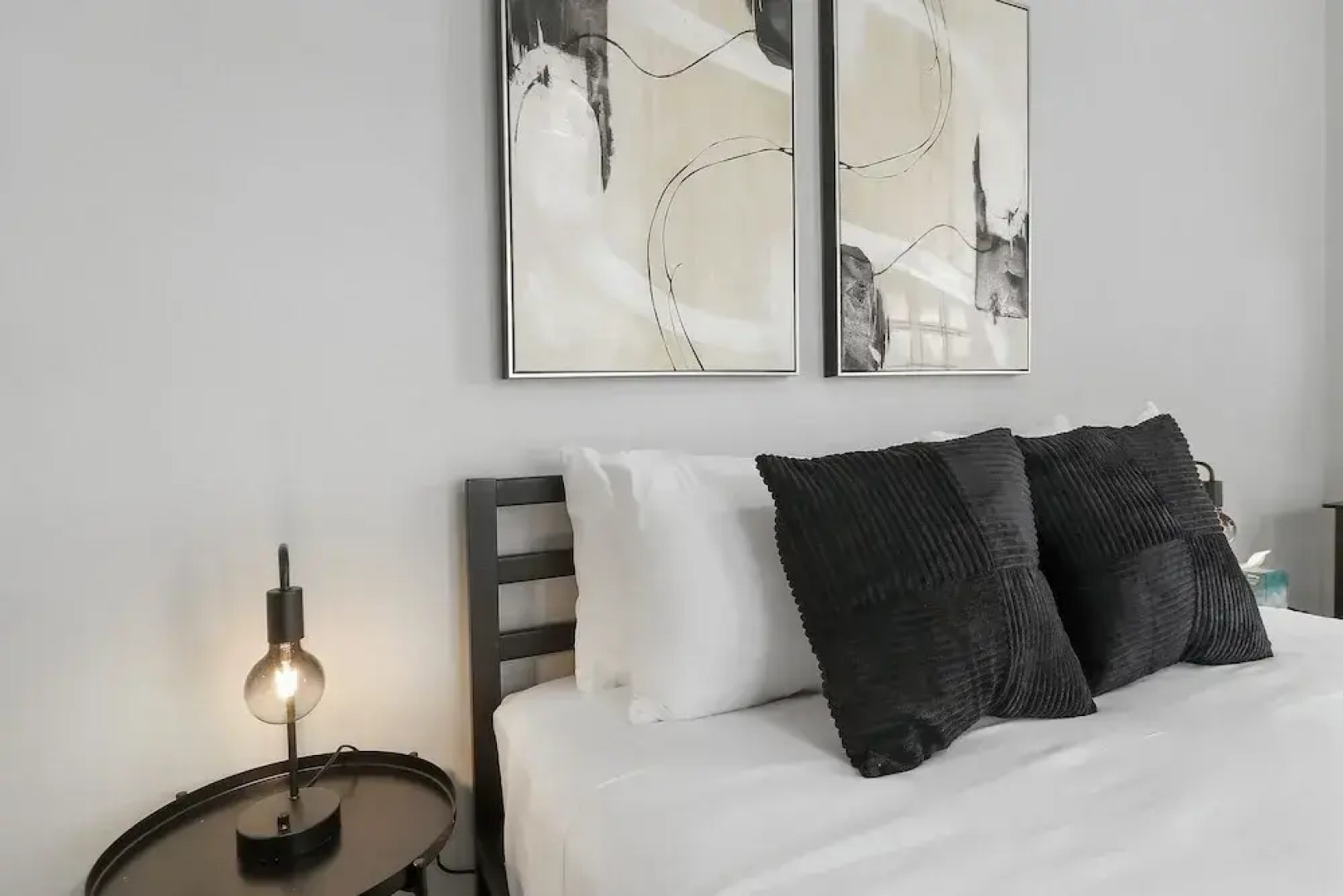 Chic 2BR Apt in Skokie - Elm 3A