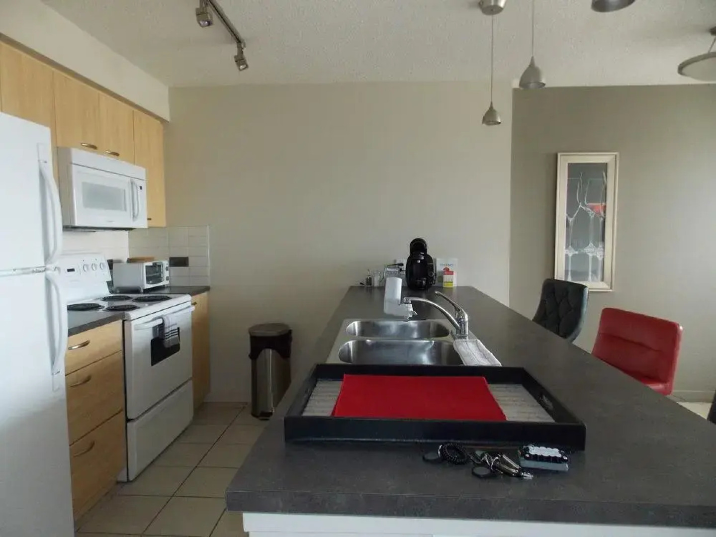 FastLane Suites Rouleau North