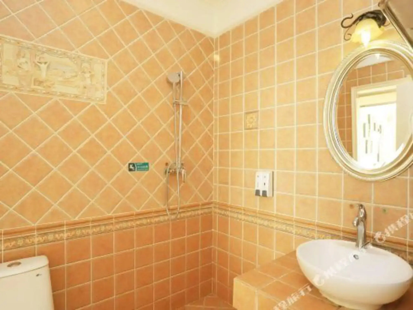 Changchun Prague Hotel (Five Rings Stadium Jida Second Hospital)