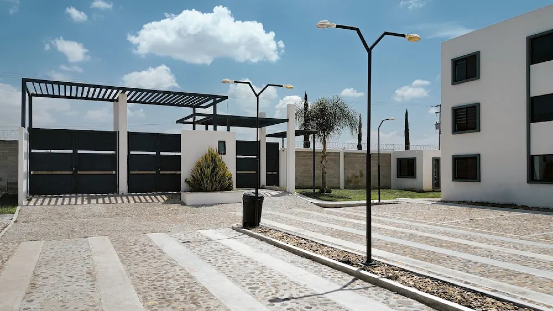 Coyotes Housing Services